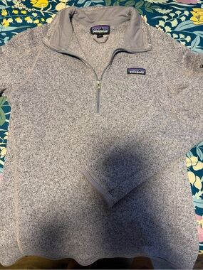 Patagonia Women’s Gray Half-Zip Sweater Pullover